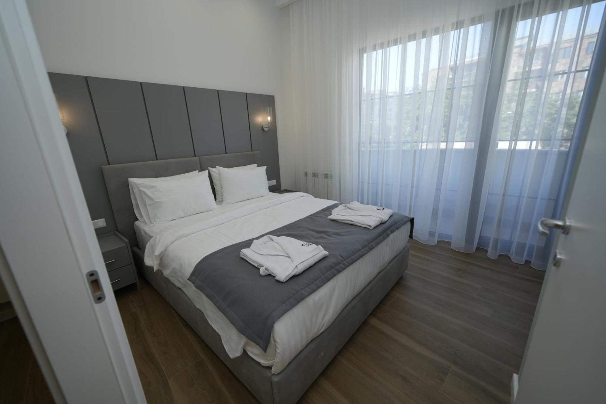Ser In Hotel Jerevan Exteriér fotografie