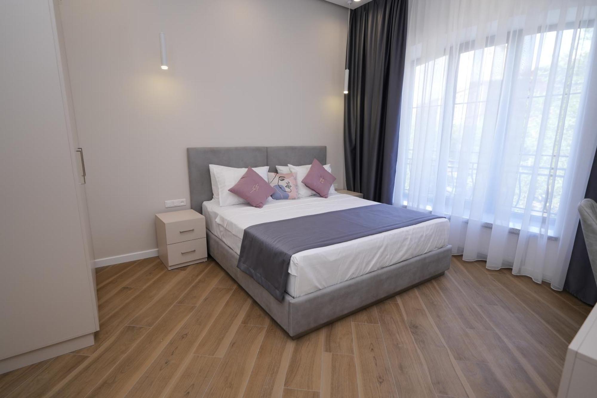Ser In Hotel Jerevan Exteriér fotografie